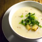 Creamy Vegan Potato Leek Soup: A Wholesome Comfort Bowl