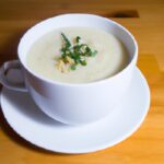 Creamy Keto Cauliflower Soup: Low-Carb Comfort in a Bowl