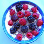 Berry Bliss: Nutritious Overnight Oats with Chia Seeds
