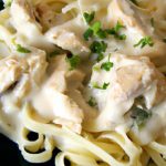 Creamy Crock Pot Chicken Alfredo: Easy Slow Cooker Delight