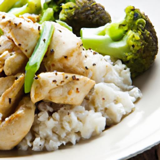Fresh & Flavorful: Asian Chicken Stir-Fry with Cauliflower Rice