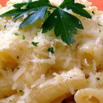 Speedy Garlic Parmesan Pasta Bake: Flavor in Every Bite