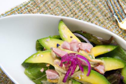 Fresh Twist: Tuna Salad with Creamy Avocado & Crisp Cucumber